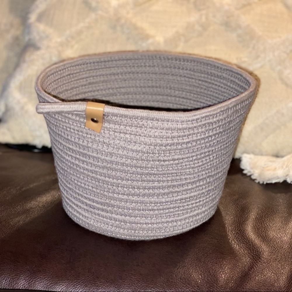 Gray woven rope bin